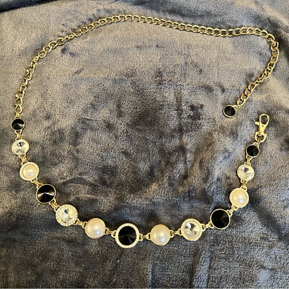 Vintage Gond Tone Link Belt with Faux Pearls and Gems